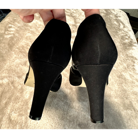 Enzo Angiolini Vintage Black Silver Chain Accent Block Heels Size 7 Y2K Office - Picture 4 of 8